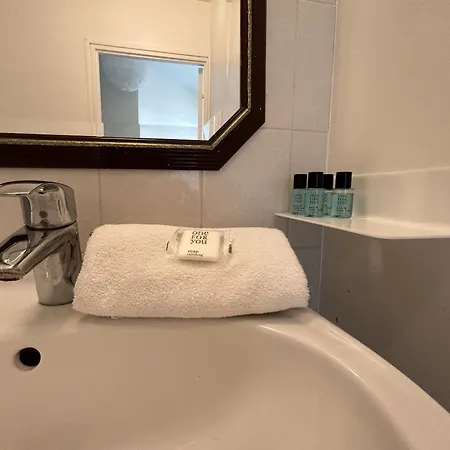 A 500m Paris, 130m2 Avec 4ch, Balcon Et Parking 公寓 勒·克里姆林·比塞特