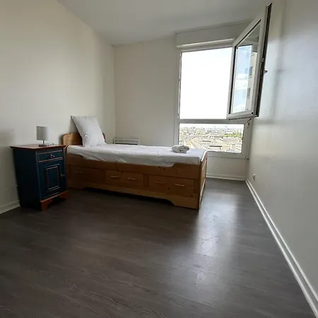 Apartment A 500m Paris, 130m2 Avec 4ch, Balcon Et Parking *