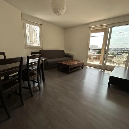 公寓 A 500m Paris, 130m2 Avec 4ch, Balcon Et Parking