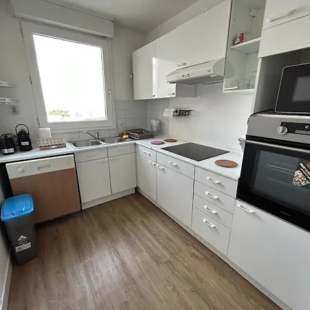 A 500m Paris, 130m2 Avec 4ch, Balcon Et Parking * Le Kremlin-Bicetre